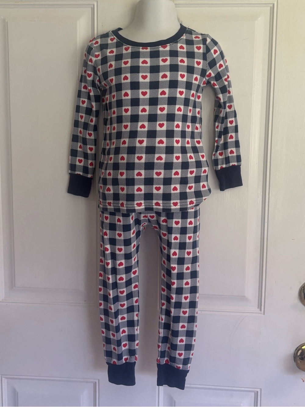 3T Old Navy Unisex navy/white gingham/red hearts 2 piece pajama set.  In EUC!